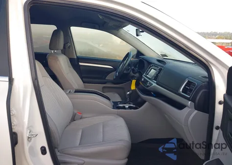 2015 Toyota Highlander Le Plus V6 из США, поврежденный, VIN 5TDZKRFH0FS066816